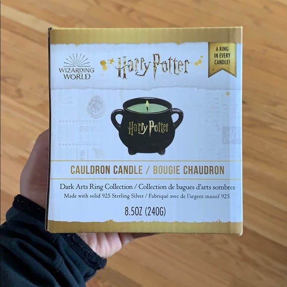 Charmed Aroma Harry Potter Cauldron Candle - Picture 2 of 3